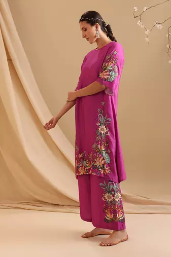 Pink  chanderi aarani embroidered kurta set