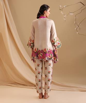 Fuchsia  malasyan silk aarani embroidered co-ord set 5