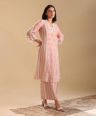 Peach  linen naqsh embellished kurta set 2