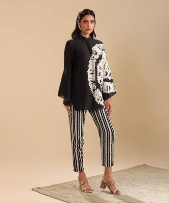 Black and white  linen naqsh embellished co-ord set set 1
