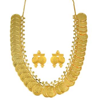 Memoir brass gold plated big lakshmi coin necklace set women 3