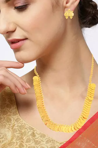 Memoir brass micron goldplated 18 inch lakshmi laxmi coin necklace set for women