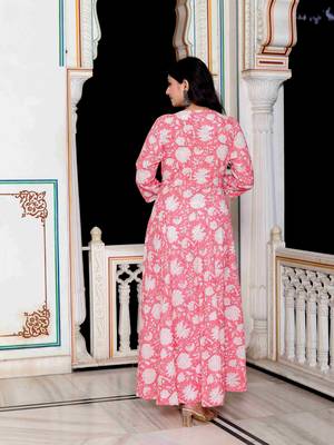 Womens pink cotton floral printed anarkali kurta 3