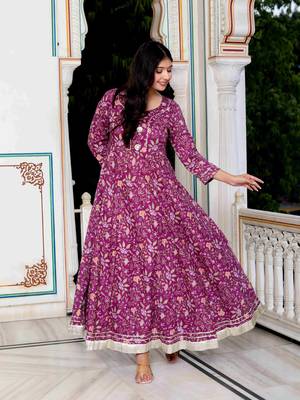 Womens cotton gotapatti and lace border details floral printed purple anarkali kurta 2