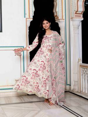 Womens light pink cotton birds and leaf floral printed anarkali kurta and dupatta set 1