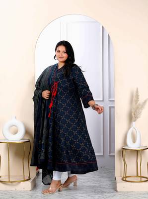 Womens navy blue plus size v neck abstract printed tassel angrakha kurta and dupatta 4