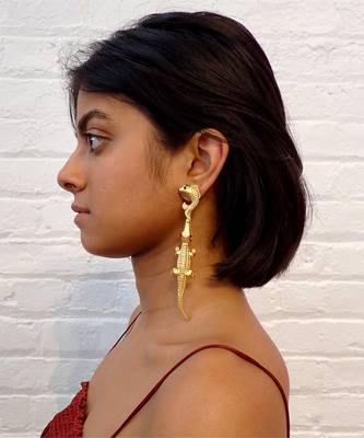 Gold alligator kiki earrings 2