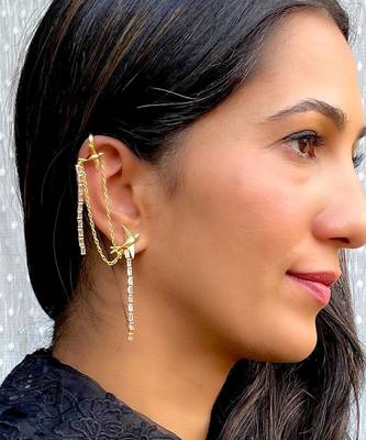 Gold hummingbird earrings 1