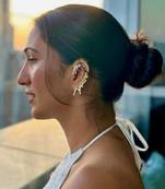 White sofia earrings