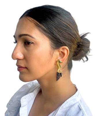 Gold golden seahorse earrings 2