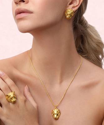 Gold huli tiger earrings 2