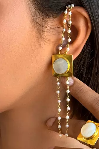 Gold mother of pearl earrings