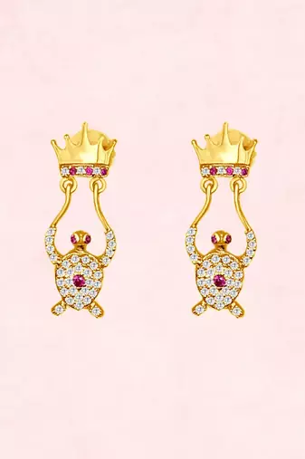 Gold turtle crown earrings