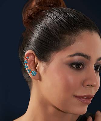 Blue arya ear cuff 1