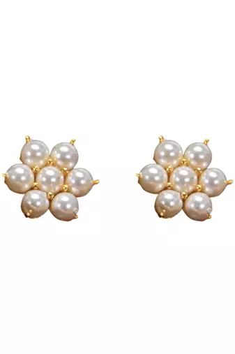 White rosa pearl studs
