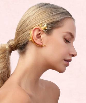 Gold alligator ear cuff 1
