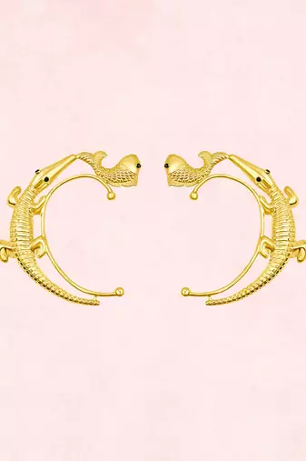 Gold alligator ear cuff