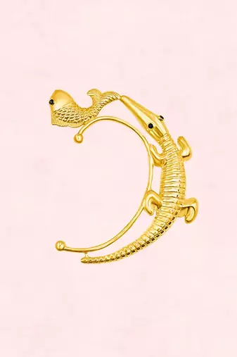 Gold alligator ear cuff