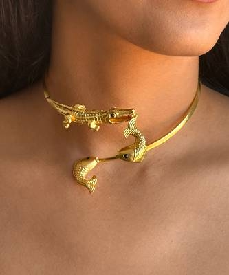 Gold alligator choker 1