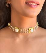 White mother of pearl necklace