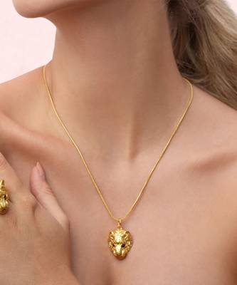 Gold huli tiger pendant 2