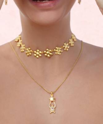 Gold turtle crown pendant 3