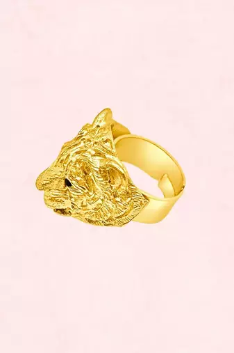 Gold huli tiger ring