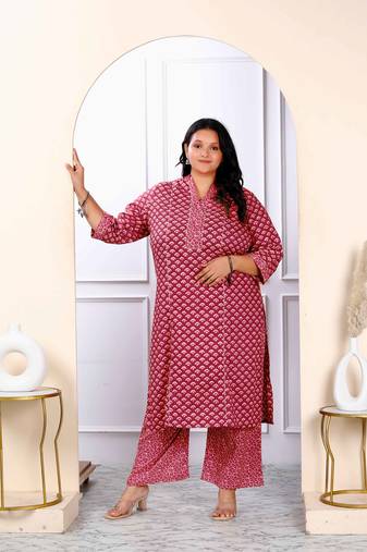 Womens plus size floral printed charming pink straight kurta with palazzo set