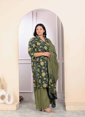 Womens plus size green cotton floral printed kurta with sharara and dupatta 2