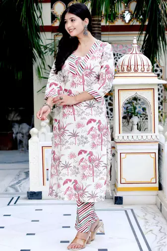 Womens cotton light pink floral printed straight pakistani style kurta and palazzo