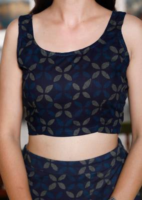 Womens blue abstract print crop top and side slit a-line skirt co-ord set 4