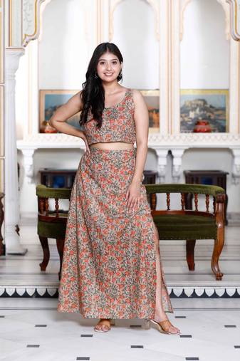 Womens brown floral printed crop top and skirt co-ord set