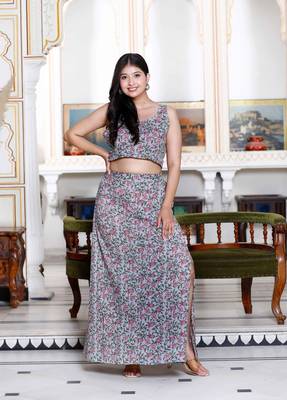 Womens grey floral printed crop top and skirt co-ord set 1