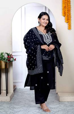 Womens plus size chikankari embroidery black straight kurta palazzo with dupatta 2
