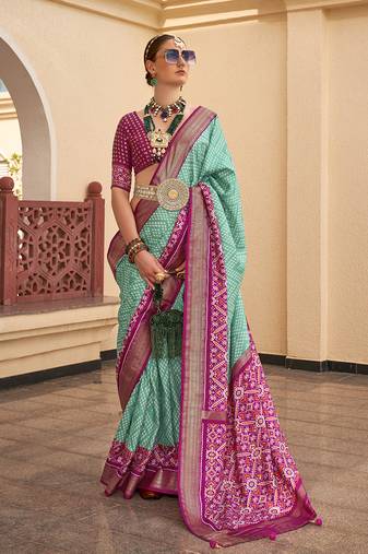 Patola silk Blend light sea green and magenta patola print classic saree