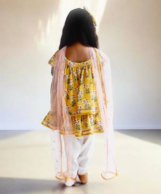 Yellow printed kurti with dhoti 4