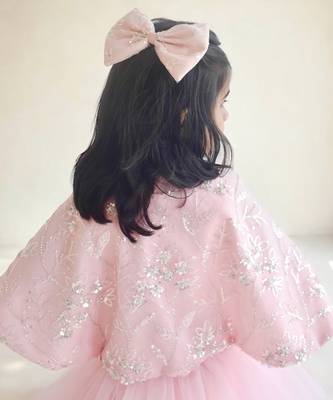 Pink crop top skirt with cape 2
