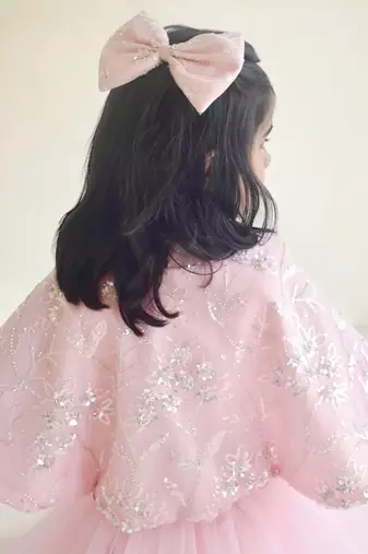 Pink crop top skirt with cape