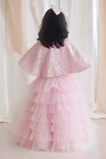 Pink crop top skirt with cape