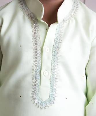 Green mukesh work kurta with pant 3