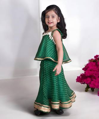 Green bandhej top with skirt 1