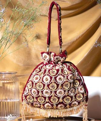 Red oishi potli 1