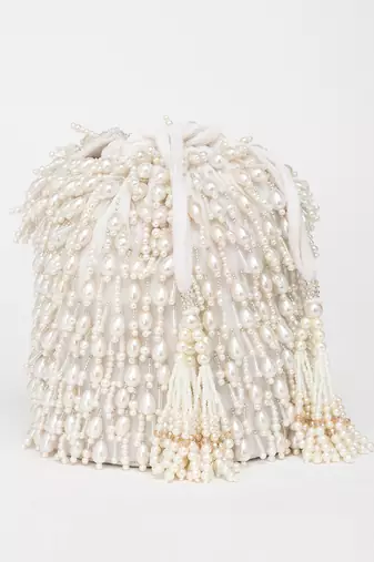 White veda bucket bag