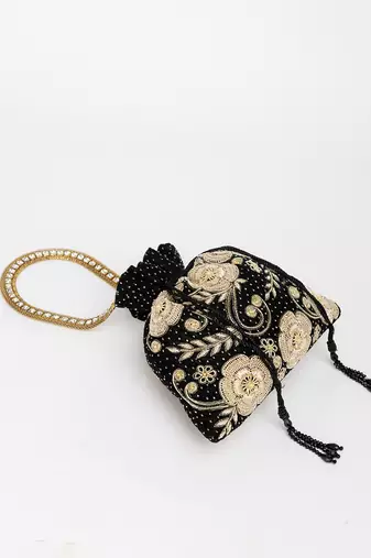 Black jagavi potli