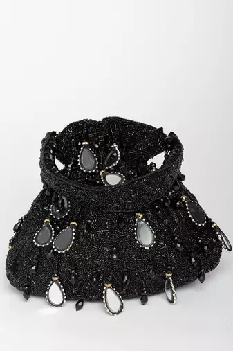 Black zuri potli