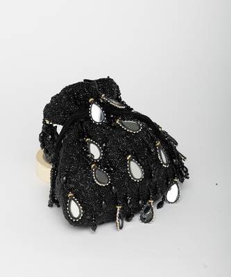 Black zuri potli 4