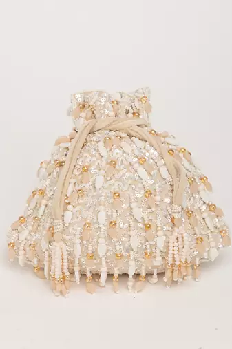 White avelia potli