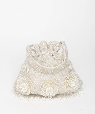 White nitara potli 3