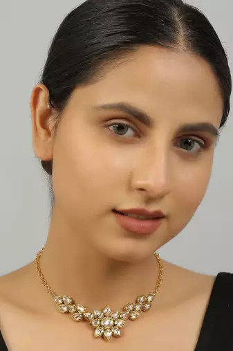 Floral  kundan necklace