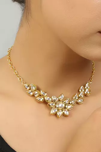 Floral  kundan necklace